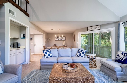 Spinnaker Beachhouses Villa | 3 BR, 2 BA Spinnaker Beach House! Close to Beach Club! Golf Course Views! Dog (2) Friendly!