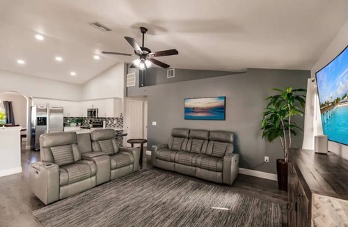 Mariner House | 3 BR Private Salt Water Heated Pool Home with Large Outdoor Patio!n