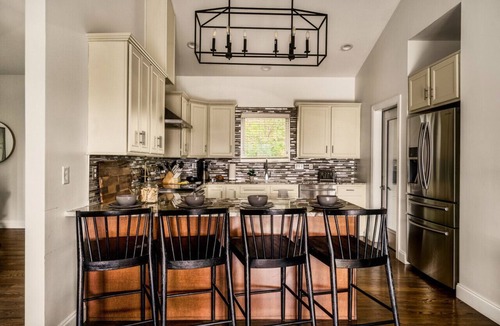 Chalet Village North Cabin | 3 Master Suite w/VIEWS/Gameroom/Theater/Hot Tub - Elk Camp