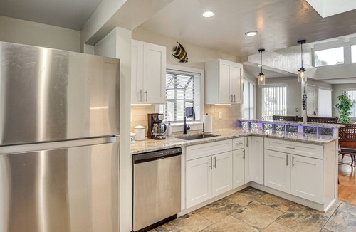 Elizabeth Mcbrides Raulersons House | 3 Mi to Beach & Boardwalk: Riverfront Daytona Home