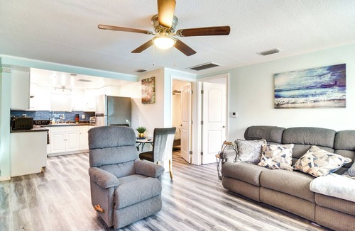 Seminole Apartment | 3 Mi to Beach: Remodeled Seminole Apt w/Yard!