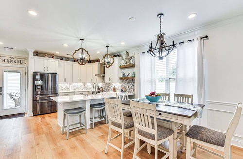 Bluffton House | 3 Mi to Beaches! Charming Bluffton Escape w/Yard