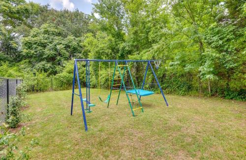 Parker House | < 3 Mi to Dtwn: Modern Cottage in Greenville!