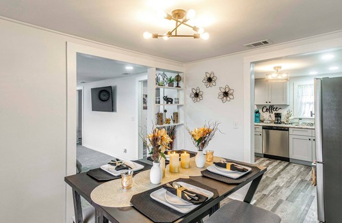 Waycross House | 3 Mi to Historic Dtwn Waycross: Pet-Friendly Home