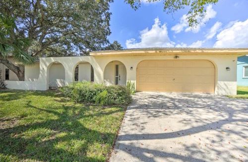 Safety Harbor House | 3 Mi to Philippe Park and Pier Stunning Retreat