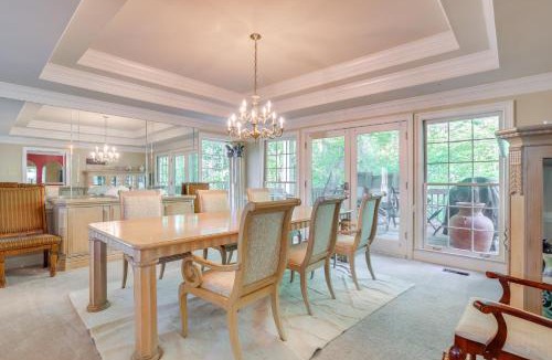 Roswell House | 3 Mi to Roswell Riverwalk: Spacious Getaway!