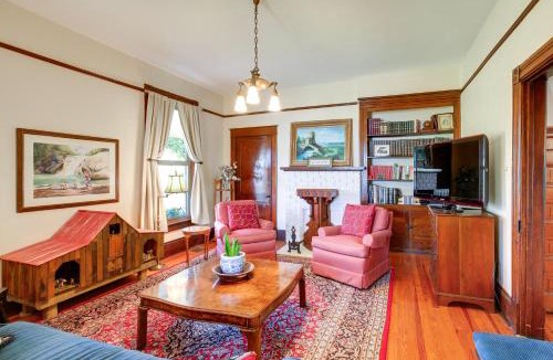 Bristol House | 3 Mi to South Holston Lake: Home w/Mtn Views