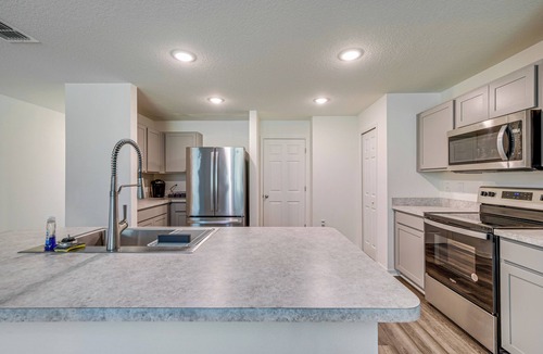 Ocala House | 3 Mi to SummerGlen Golf Club: Ocala Getaway!