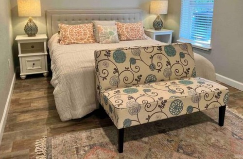 Redington Beach House | 3 minute walk to the beach! Quiet community