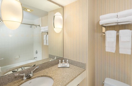 Blacksburg Hotel | 3 Spacious Units | Free Parking | Blacksburg Stay