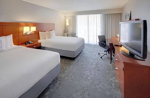 Cumberland Hotel | 3-Star Hotel ∙ Courtyard by Marriott Atlanta Windy Hill/Ballpark