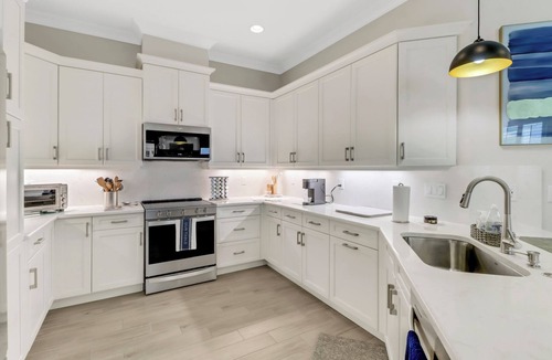 East Naples House | 30-day minimum lease | Isles of Collier | 2 bedrooms | den | 2 bathrooms