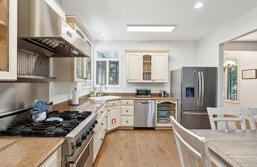 Sunset Point House | 30-Day Rental - Live in Beachside Luxury! 45 Lempesis