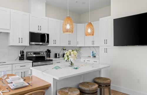 Panama City Beach Apartment | 3006 Emerald Coast by Resort Collection