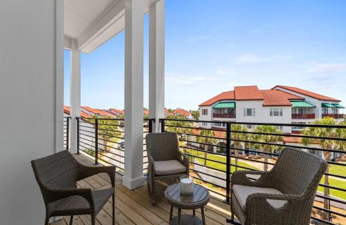 Panama City Beach Apartment | 3012 Emerald Coast by Resort Collection
