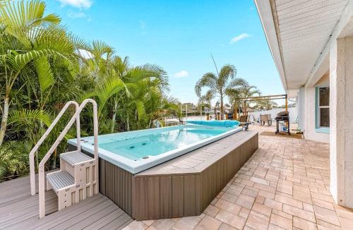 Bayview Park House | 306 Jack Drive