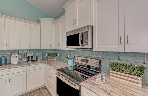 Holmes Beach House | 307 65th Street managed by Beach Retreats FL Anna Maria Island