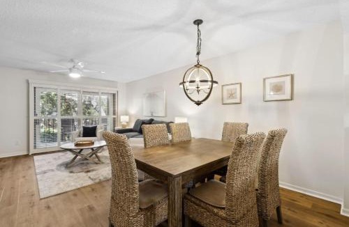 Amelia City House | 307 Sailmaker