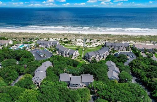 Amelia City House | 308 Sailmaker