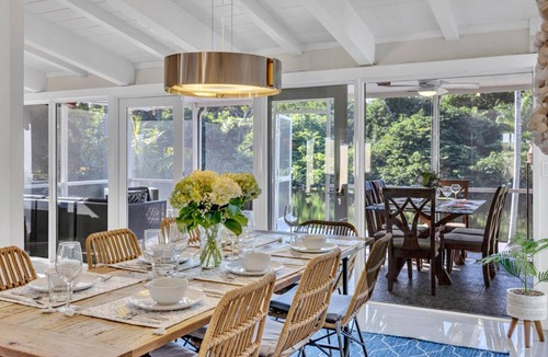 Coral Ridge House | 309 m² House ∙ 7 bedrooms ∙ 18 guests