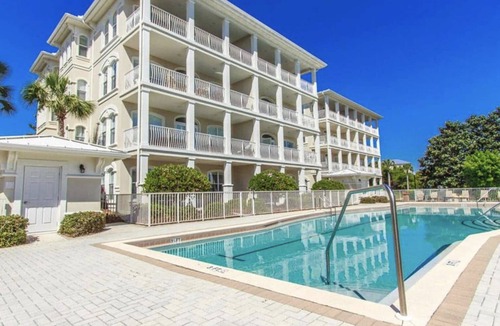 Seagrove Beach Condo | 30A Seagrove Private Beach Access - 3 Bd 3 Ba Gulf View Near Seaside & Greenway!