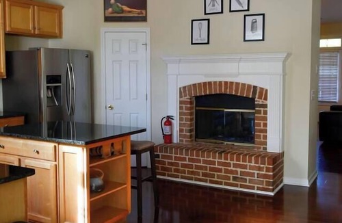 Marietta House | 30m to Major international sporting event/4BR 4BA+Gameroom+Pool Table