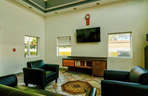 Clearwater Hotel | 31 m² Motel ∙ 4 guests