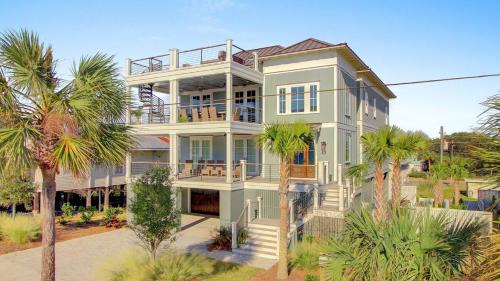 Isle of Palms House | 311 Carolina by AvantStay