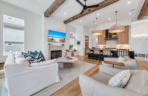 Watercolor House | 319 m² House ∙ 5 bedrooms ∙ 12 guests