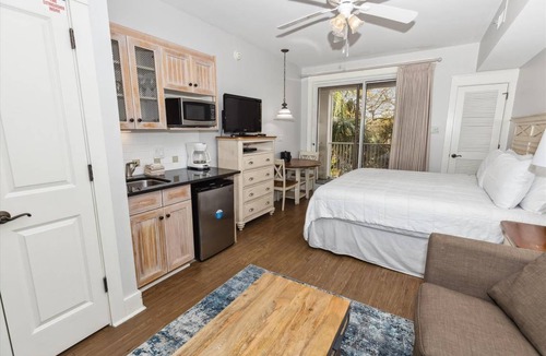 Baytowne Wharf Condo | 32 m² Condo ∙ 4 guests
