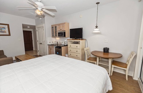 Baytowne Wharf Condo | 32 m² Condo ∙ 4 guests