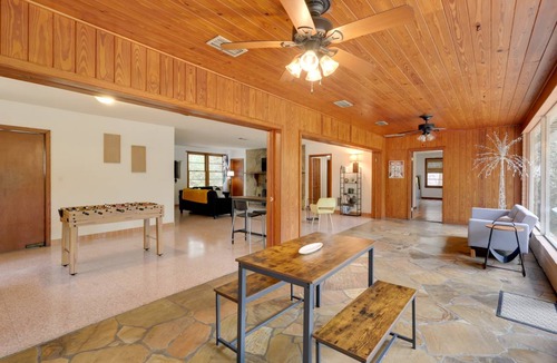 Gainesville House | 325 m² House ∙ 4 bedrooms ∙ 8 guests