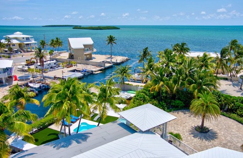 Lime Grove Estates House | 325 m² House ∙ 5 bedrooms ∙ 12 guests