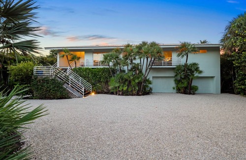 Captiva House | 325 m² House ∙ 7 bedrooms ∙ 16 guests