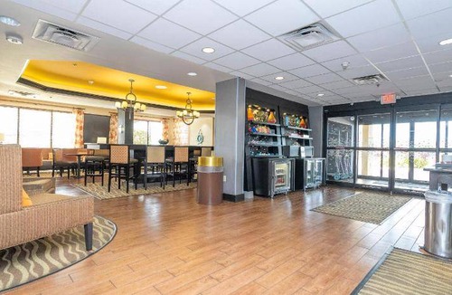 Spring Hill Hotel | 33 m² Hotel ∙ 127 guests