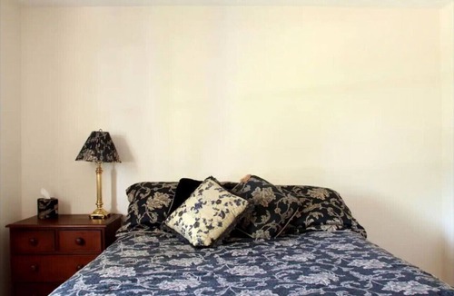 Dolphin's Cove House | 332/A Dolphin / Perfect getaway!