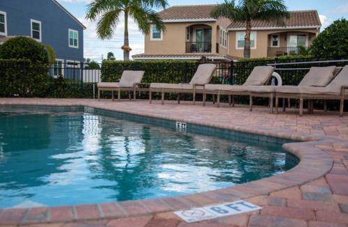 Indian Harbour Beach House | 334 m² House ∙ 5 bedrooms ∙ 12 guests