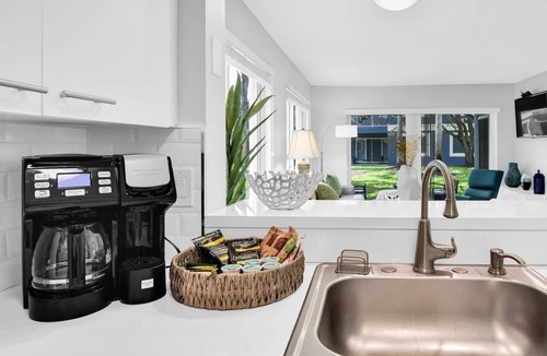 Mission Bay Apartment | 340A - Modern Villa in the heart of Boca Raton