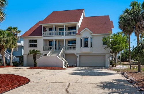 Pensacola House | 353 m² House ∙ 6 bedrooms ∙ 23 guests