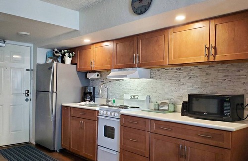 Daytona Beach Shores Condo | 36 m² Condo ∙ 1 bedroom ∙ 4 guests