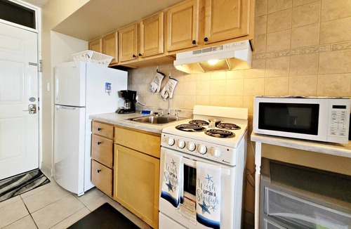 Daytona Beach Shores Condo | 36 m² Condo ∙ 1 bedroom ∙ 4 guests