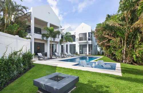 Delray Beach House | 372 m² House ∙ 5 bedrooms ∙ 10 guests