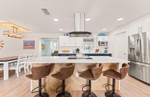 Harbor Heights Apartment | 384 Harbor Drive