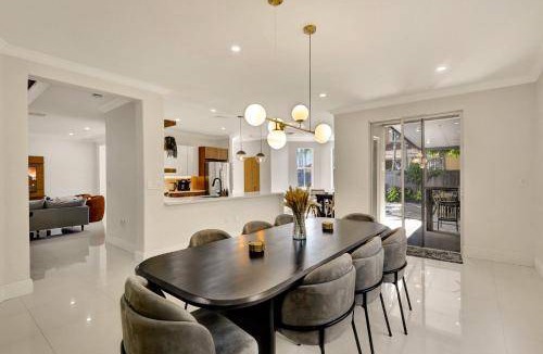 Ludlam House | 386 m² House ∙ 4 bedrooms ∙ 12 guests