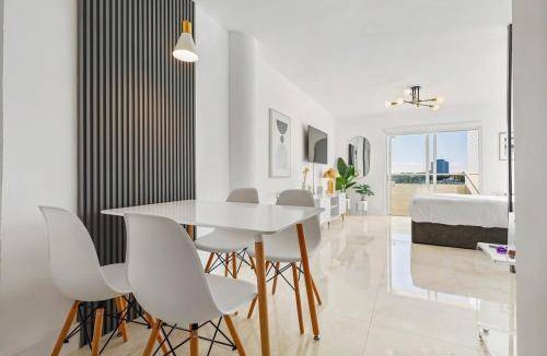 North Bay Village Apartment | 39 m² Apartment ∙ 3 guests