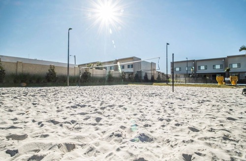 Florida Central Atlantic Coast House | 3B/R w BBQ Grill, Heated Pool, 6 minutes from Disney, Free Parking Free Wi-Fi