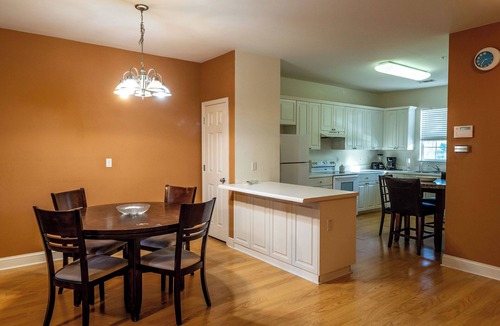 North Charleston House | 3bed/3.5bath/3 story Spacious, Beautiful Remodel