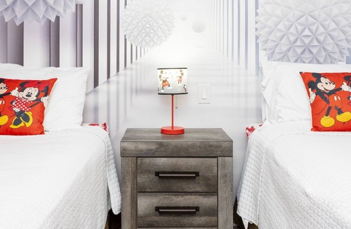 West Kissimmee House | 3BEDS / 2 SUITS ENCANTADA RESORT 10min DISNEY