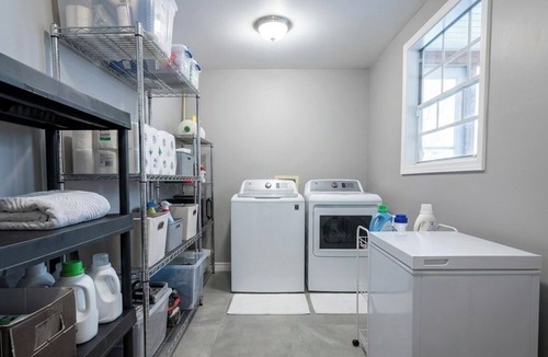 Belvedere Park House | 3BR/2BA Retreat in Decatur, minutes from ATL attractions