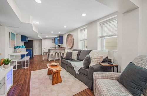 Ventnor City Apartment | 3BR/2BA Unit Just Furnished